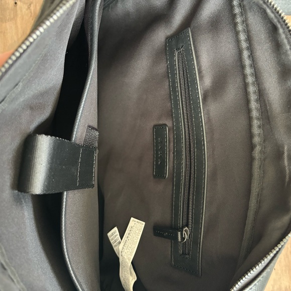 Zara Vegan Leather Laptop Messenger Bag - Picture 4 of 4